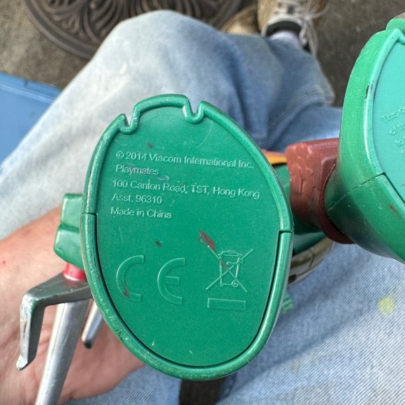 Raphael Talking Teenage Mutant Ninja Turtles, 6 inch Half-Shell Heroes Toy - Picture 7 of 7